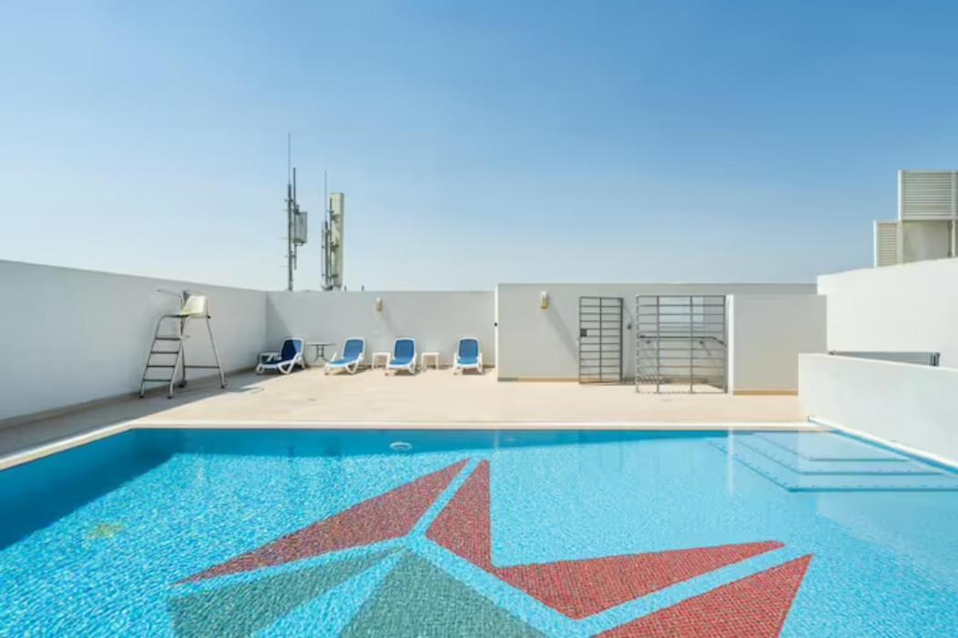 Modelux Tower 1 Lägenhet Dubai Exteriör bild